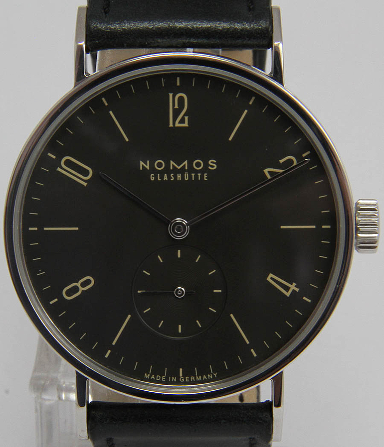 NOMOS Tangomat