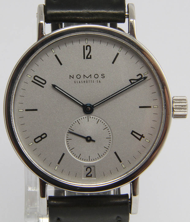 NOMOS Tangente