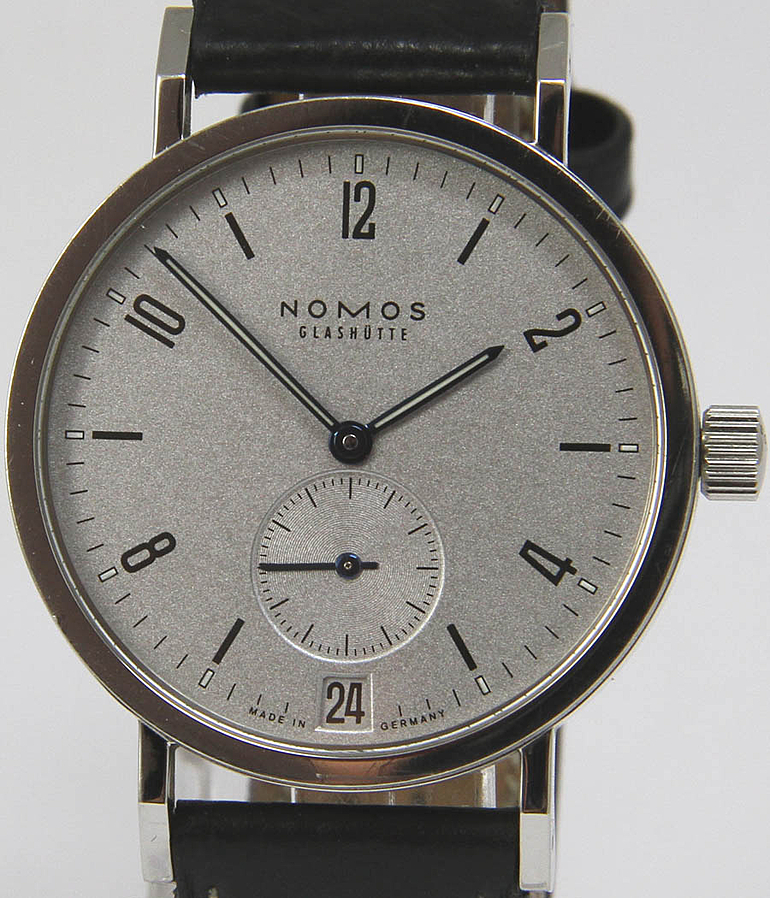 NOMOS Tangente