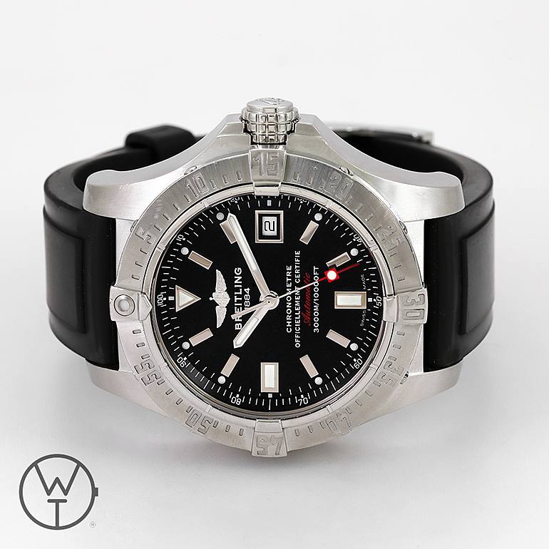 BREITLING Superavenger Ref. A 17330