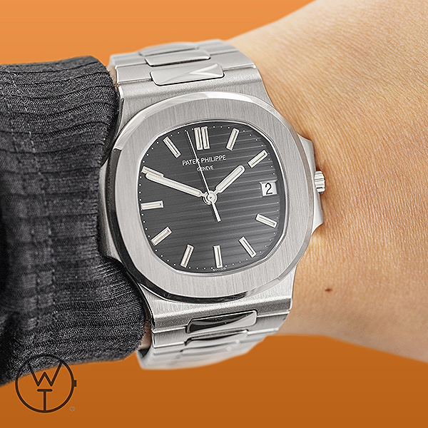 PATEK PHILIPPE Nautilus Ref. 3711/1G-001