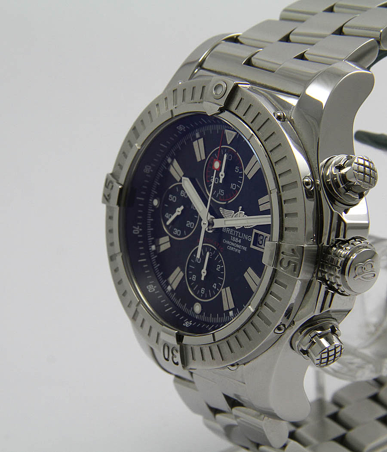 BREITLING Superavenger Ref. A 13370