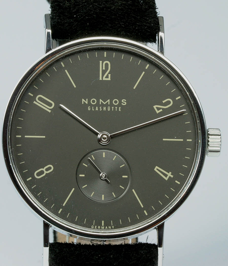 NOMOS Tangente