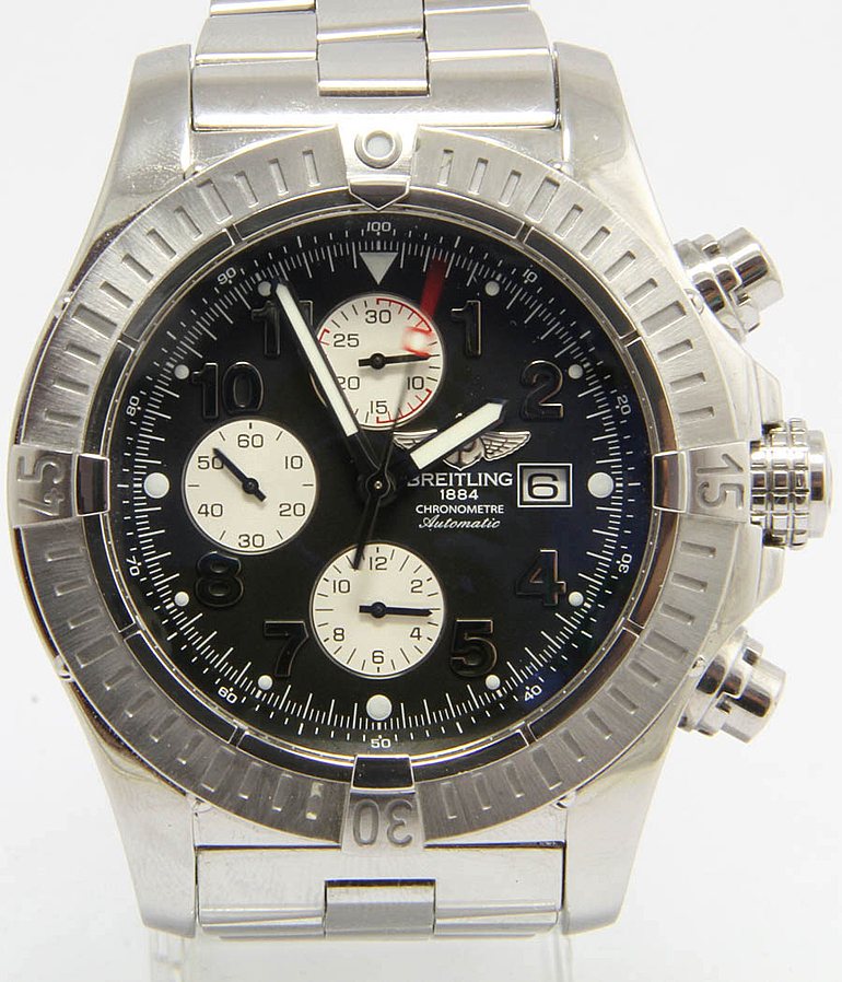 BREITLING Superavenger Ref. A 13370