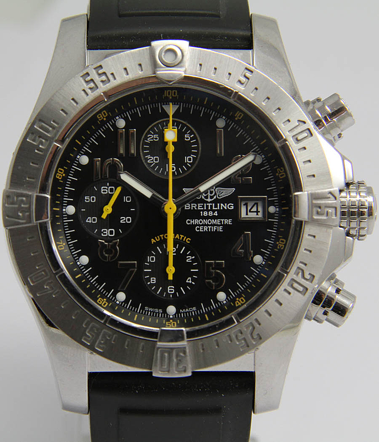 BREITLING Superavenger Ref. A 13380