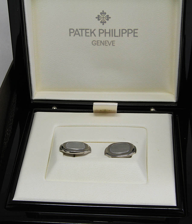 PATEK PHILIPPE Nautilus