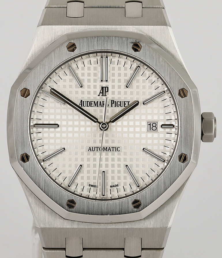 AUDEMARS PIGUET Royal Oak Ref. 15400ST.OO.1220ST.02
