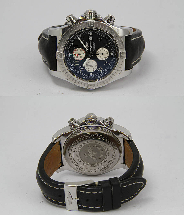 BREITLING Superavenger Ref. A 13370